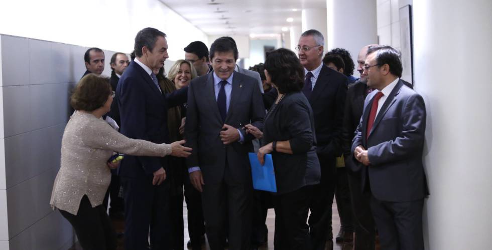 Zapatero y Fernández durante el aniversario de la ley de Dependencia.